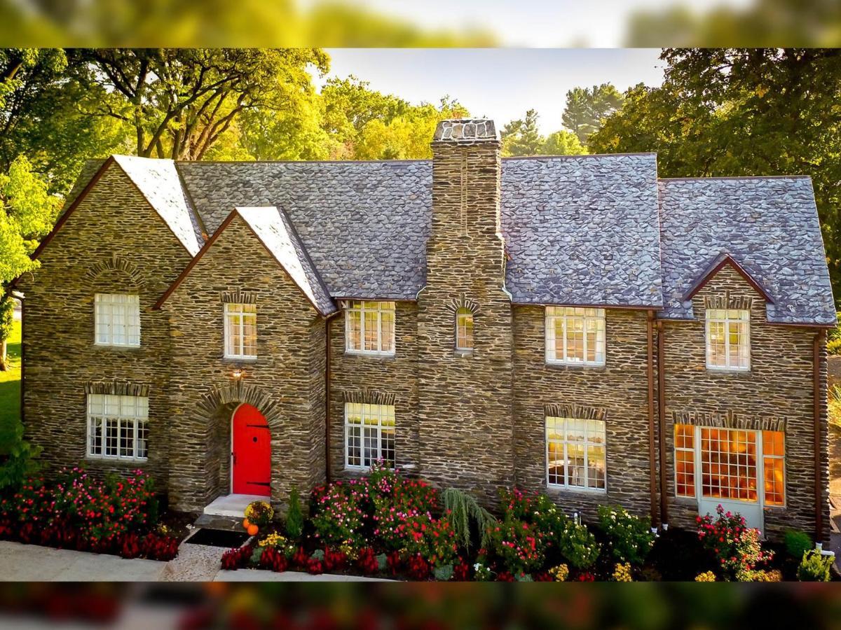 The Manor On Front Bed and Breakfast Harrisburg Exteriör bild