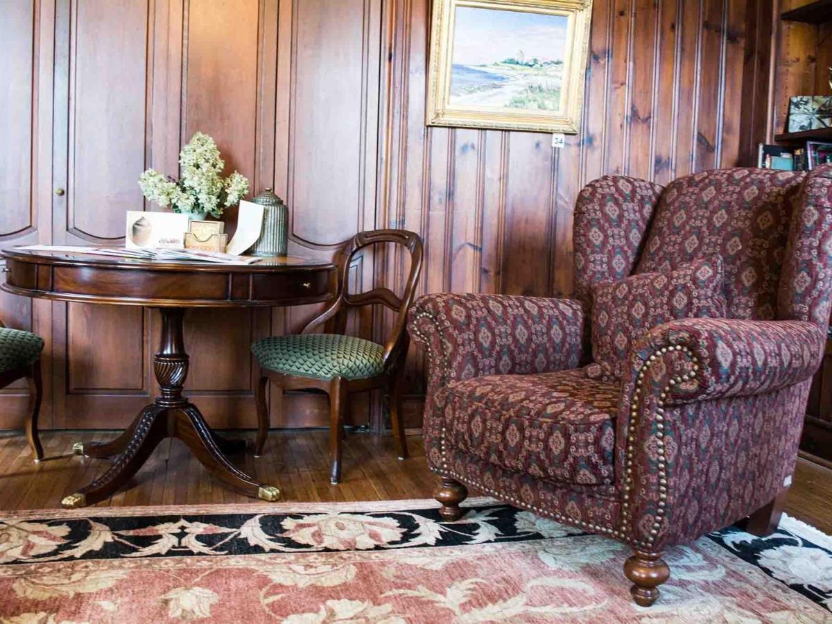 The Manor On Front Bed and Breakfast Harrisburg Exteriör bild