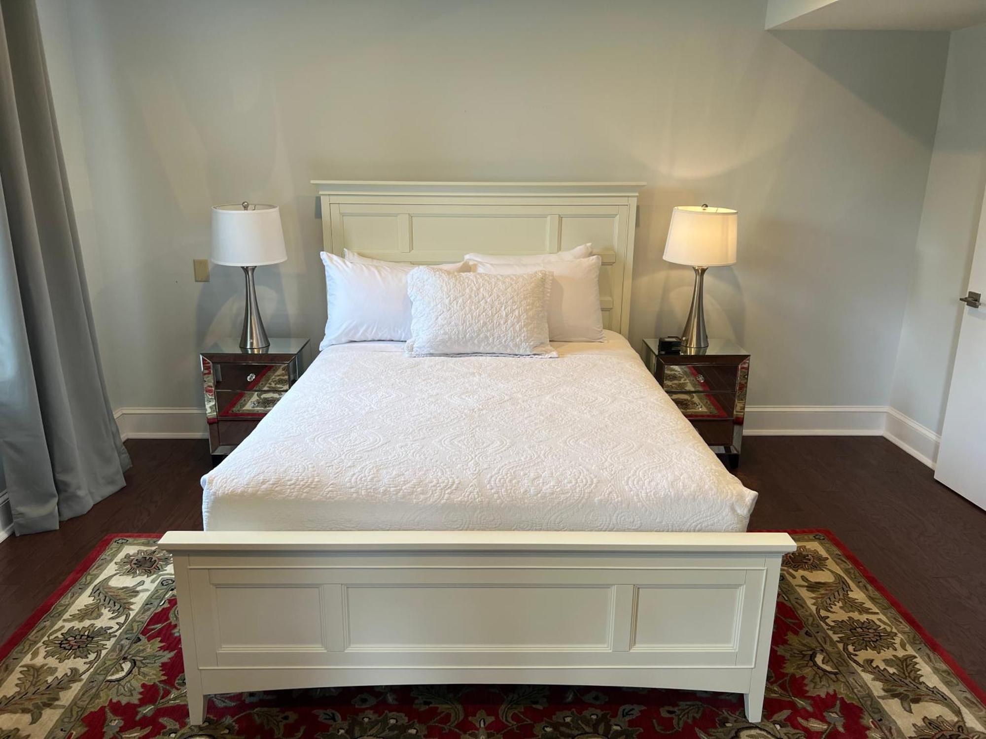 The Manor On Front Bed and Breakfast Harrisburg Rum bild
